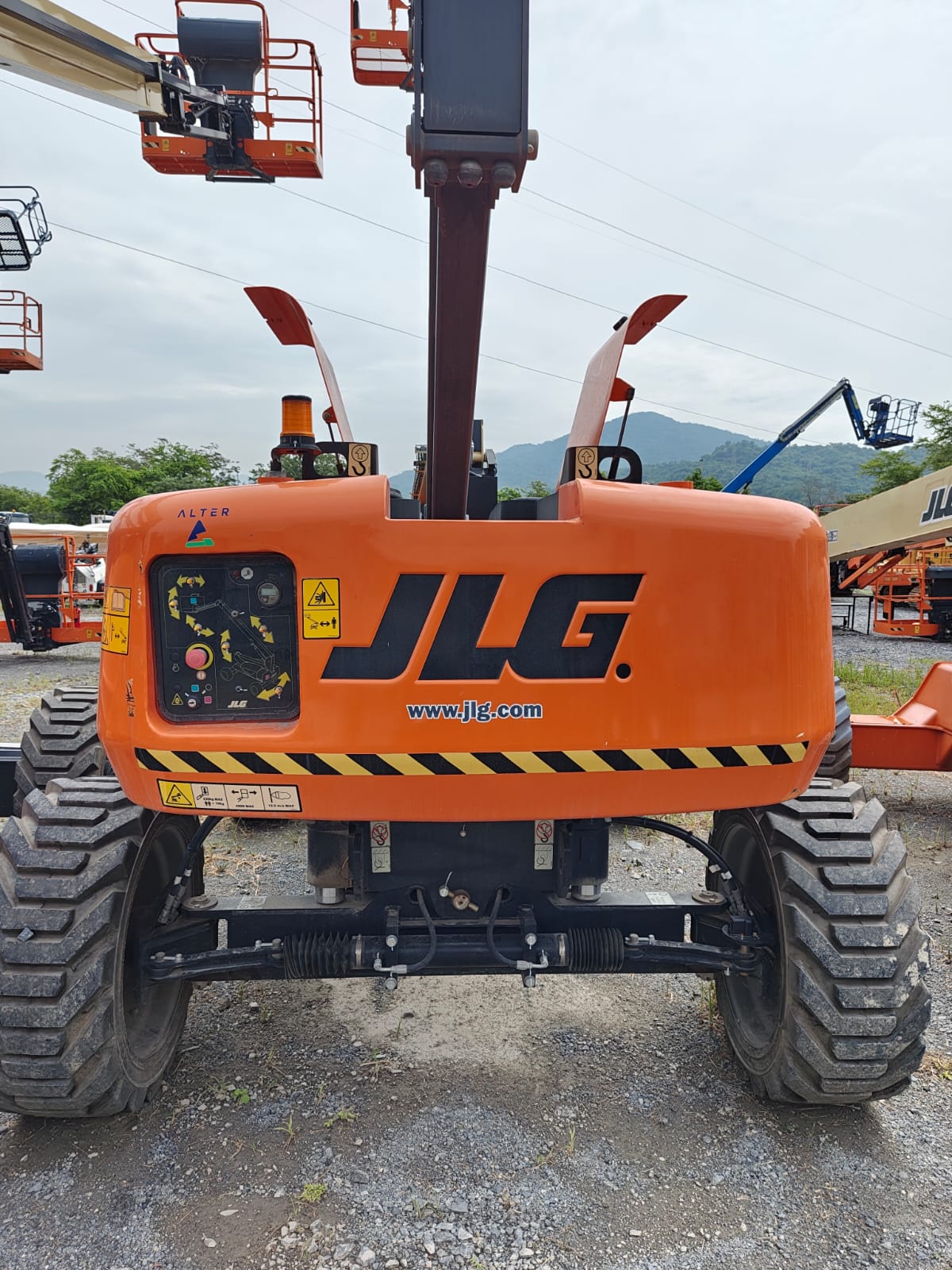 PLATAFORMA TELESCOPICA JLG